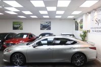 LEXUS ES 300H